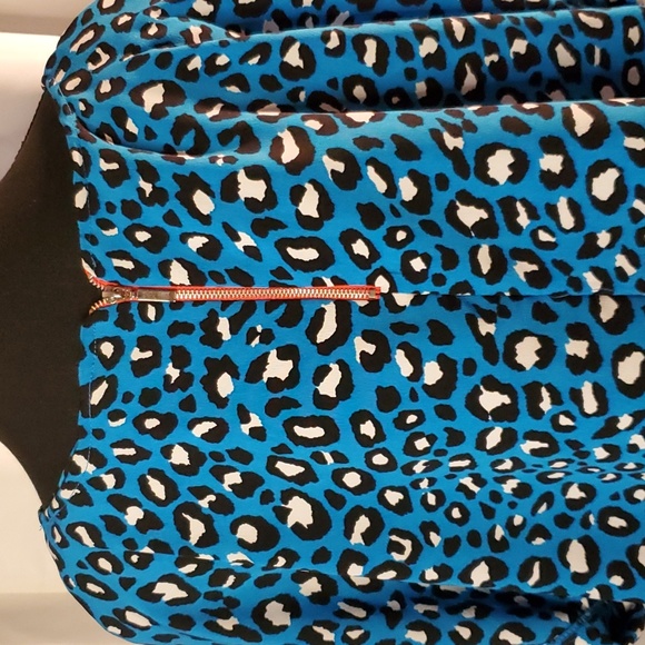 Leopard print short sleeve blouse - Picture 4 of 6